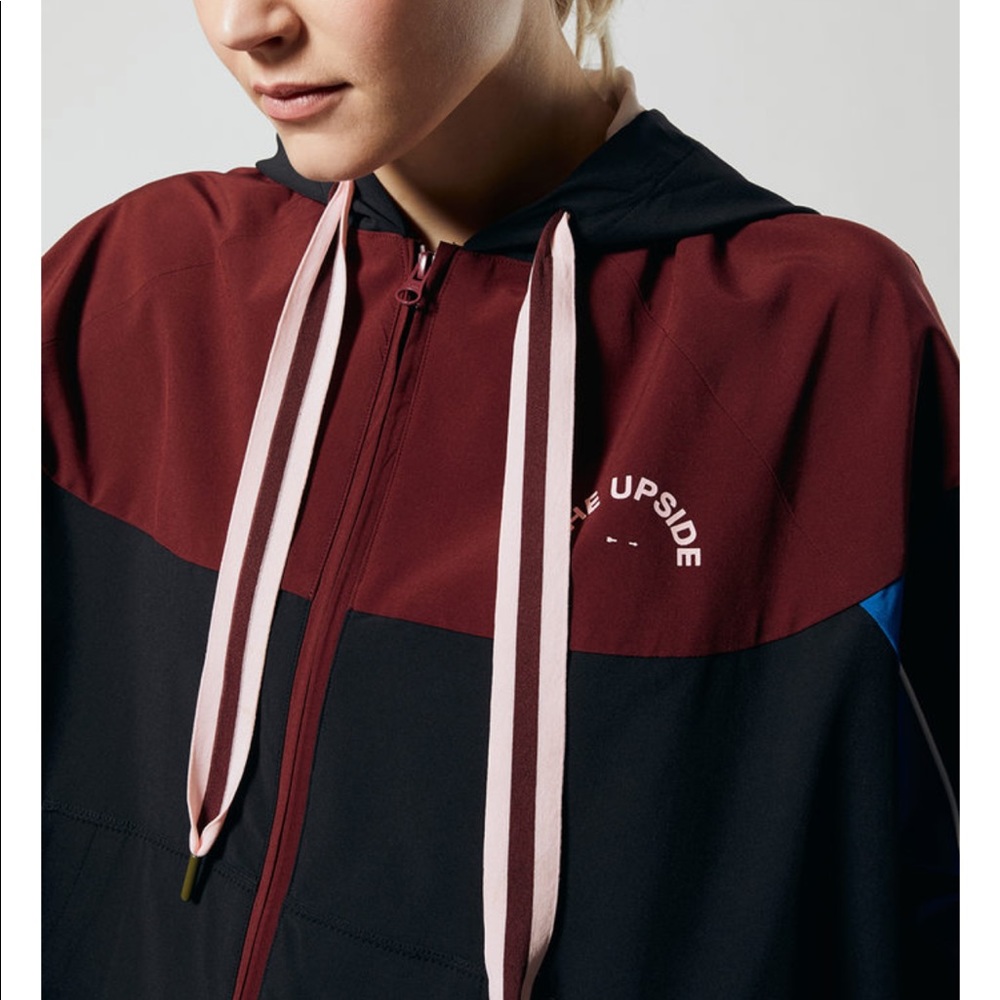 The Upside Color Block Jacket - Carbon38